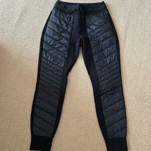 Alp N Rock brand Vallon II Jogger Pant. Warm and stylish. Great condition. Small